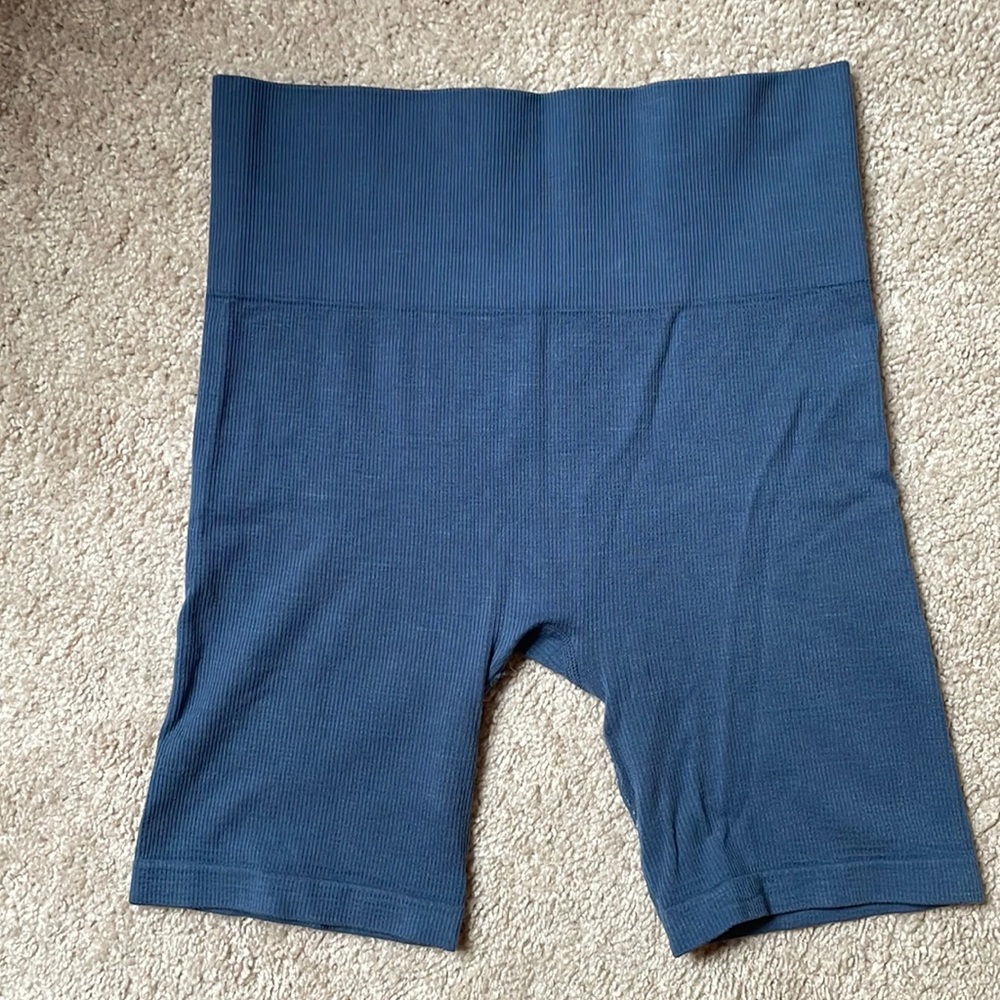 Hatch maternity ribbed shorts